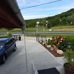 Tuender Szallo