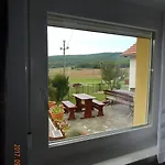 Tuender Szallo Apartment
