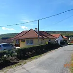 Apartment Tuender Szallo