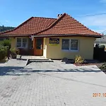 Tuender Szallo