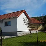 Apartment Tuender Szallo *