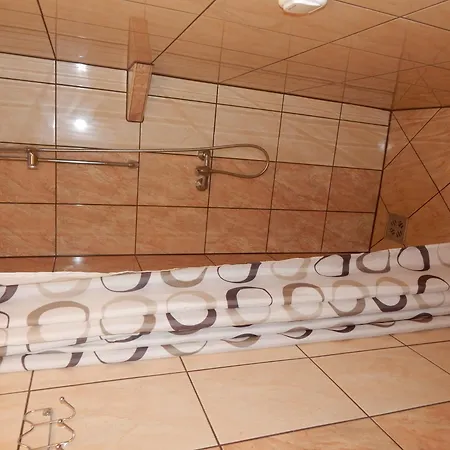 Apartament Tuender Szallo Eplény