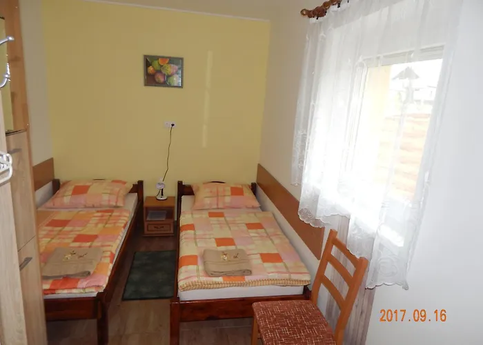 Tuender Szallo Apartament Eplény