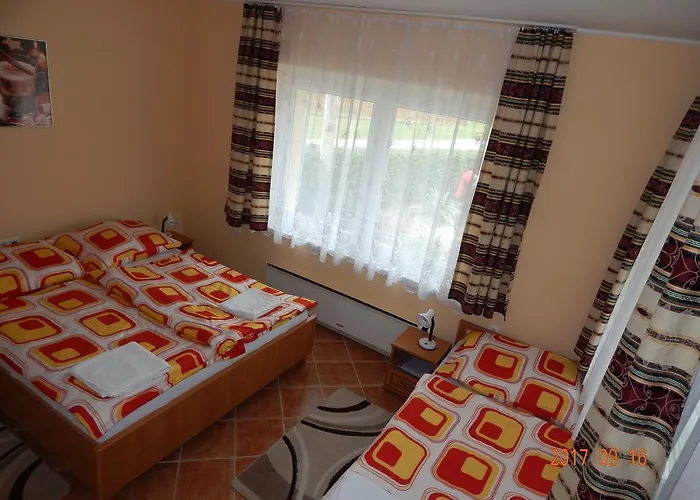 Apartament Tuender Szallo Eplény