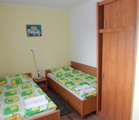 Apartament Tuender Szallo Eplény